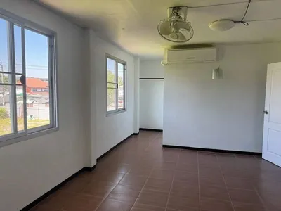 2-Story Detached Property Sukhumvit 66/1 - m800x1200 (5).jpeg