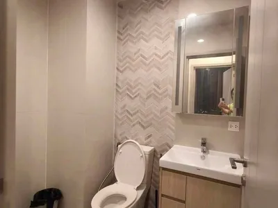 Oka Haus Sukhumvit 36 High Floor Corner Unit - m800x1200 (8)
