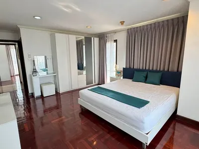 Family Residence at Sukhhumvit 43