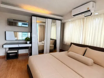 Spacious Corner Unit at Waterford Sukhumvit 50