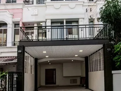 Spacious Family Home at British Town Srinakarin - main.jpeg