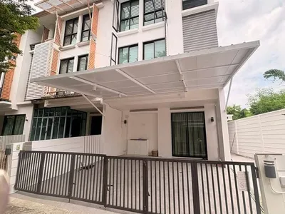 Corner Townhome Sukhumvit 77 - m800x1200 (10).jpeg